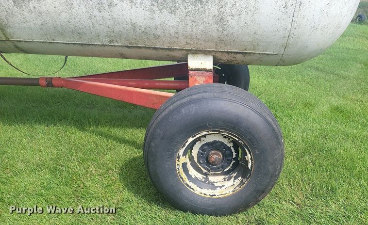 image for item ME9309 (2) NH3 tanks