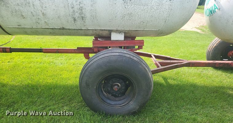 image for item ME9309 (2) NH3 tanks