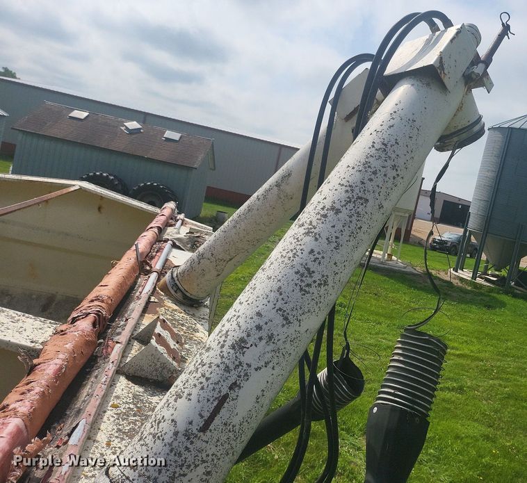 image for item ME9311 1968 Chevrolet C60 fertilizer delivery truck