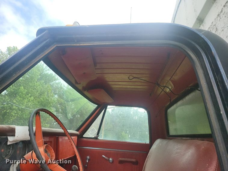 image for item ME9311 1968 Chevrolet C60 fertilizer delivery truck