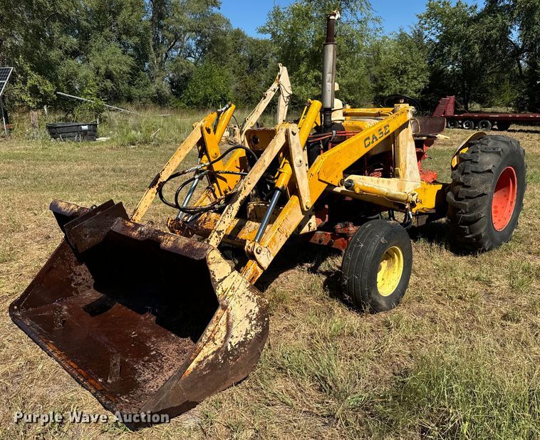 image for item MV9078 1968 Case 580CK tractor