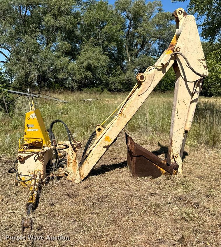 image for item MV9078 1968 Case 580CK tractor