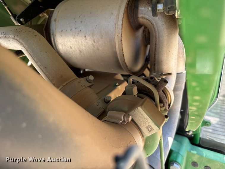 image for item NQ9748 2009 John Deere 5075M tractor