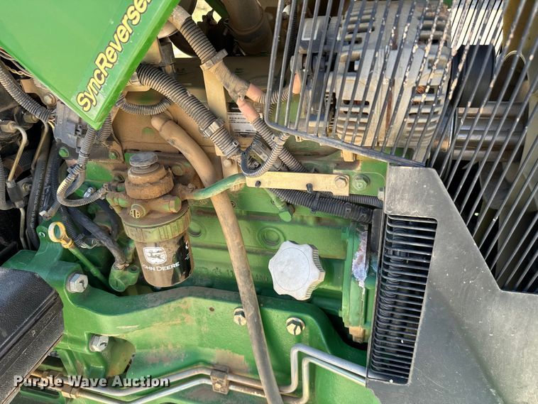 image for item NQ9748 2009 John Deere 5075M tractor