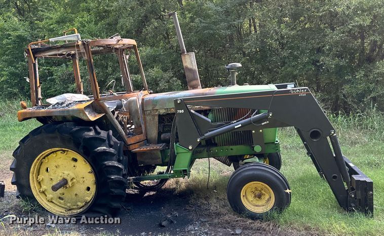 image for item NQ9757 1980 John Deere 4240 tractor