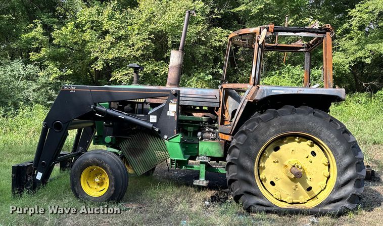 image for item NQ9757 1980 John Deere 4240 tractor