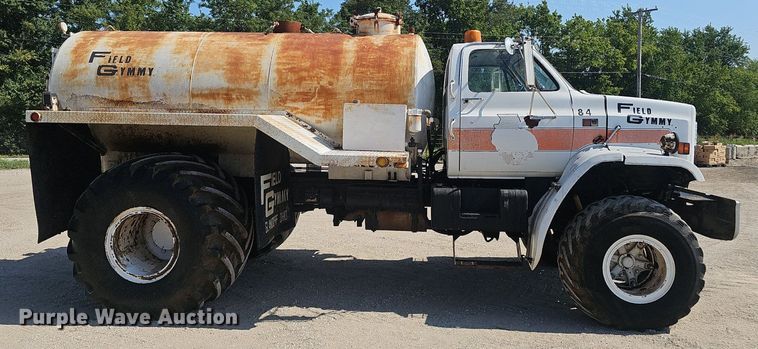 image for item NX9004 1985 GMC C7000 vacuum truck