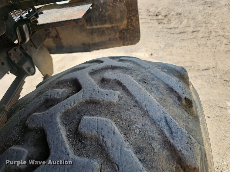 image for item NX9004 1985 GMC C7000 vacuum truck