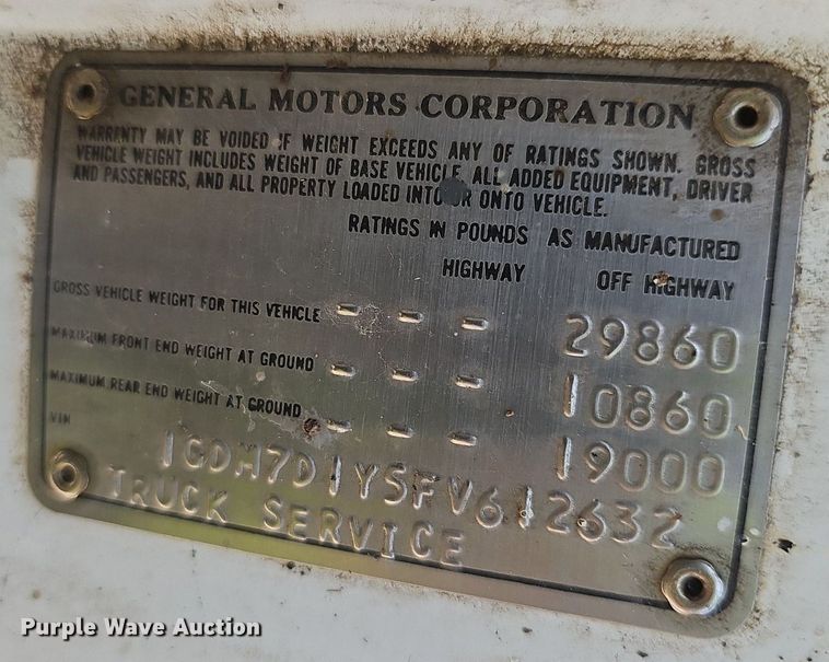 image for item NX9004 1985 GMC C7000 vacuum truck