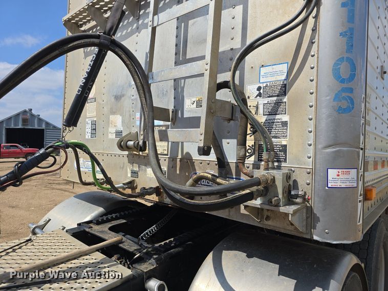 image for item OD9722 1999 Wilson DWG-400W live bottom trailer