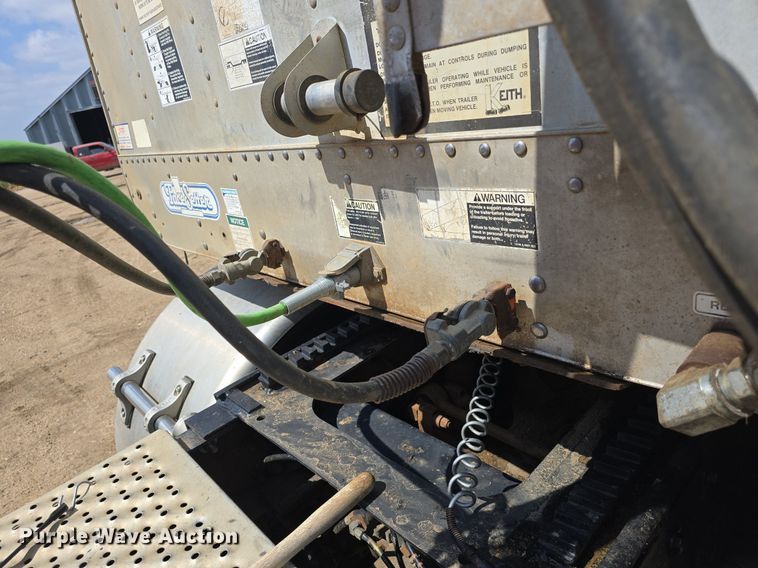 image for item OD9722 1999 Wilson DWG-400W live bottom trailer