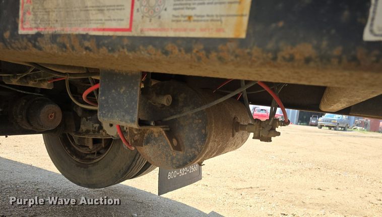 image for item OD9722 1999 Wilson DWG-400W live bottom trailer