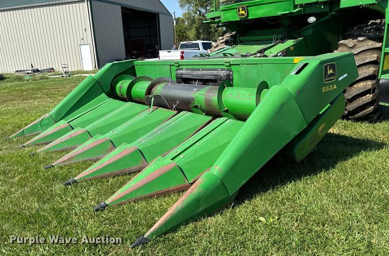 image for item OG9649 John Deere 653A all-crop head