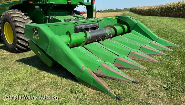 image for item OG9649 John Deere 653A all-crop head