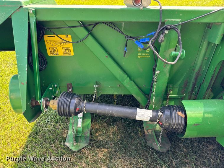 image for item OG9649 John Deere 653A all-crop head