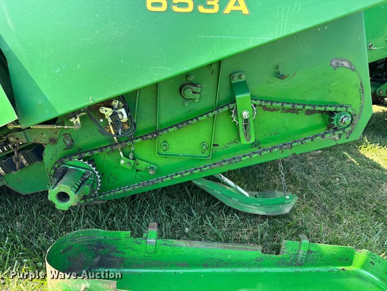 image for item OG9649 John Deere 653A all-crop head