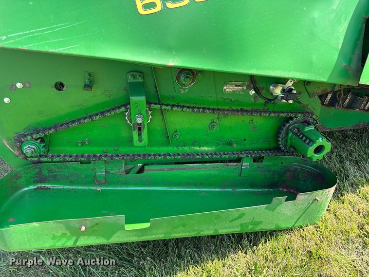 image for item OG9649 John Deere 653A all-crop head