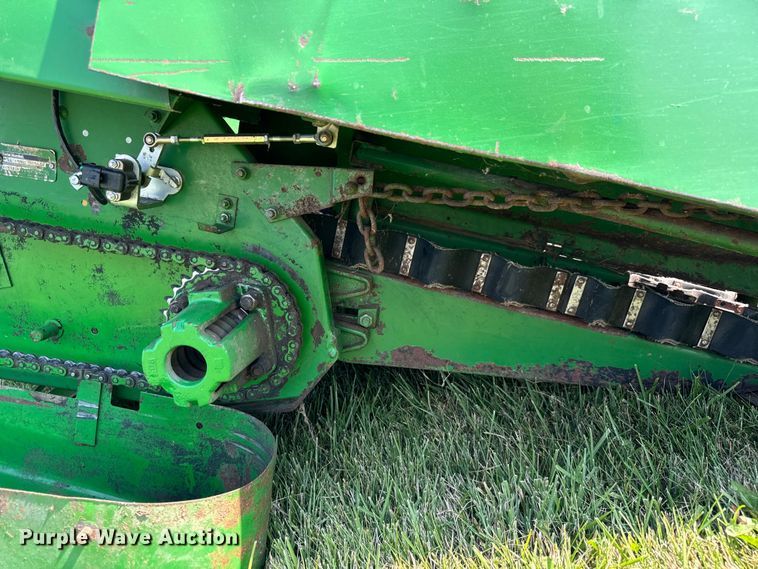 image for item OG9649 John Deere 653A all-crop head