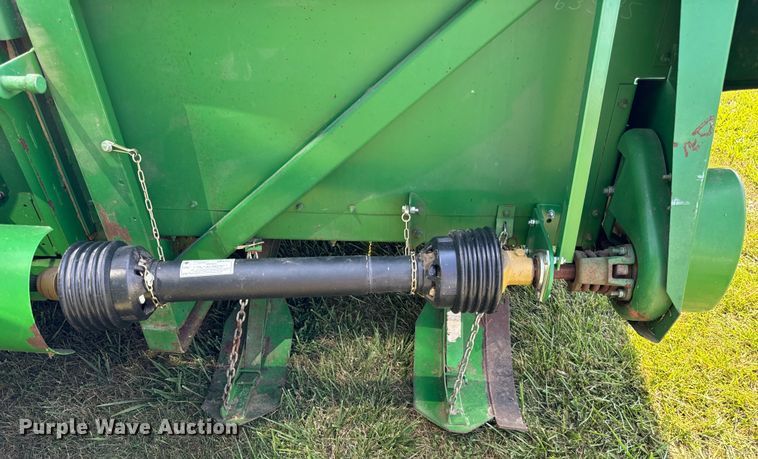image for item OG9649 John Deere 653A all-crop head