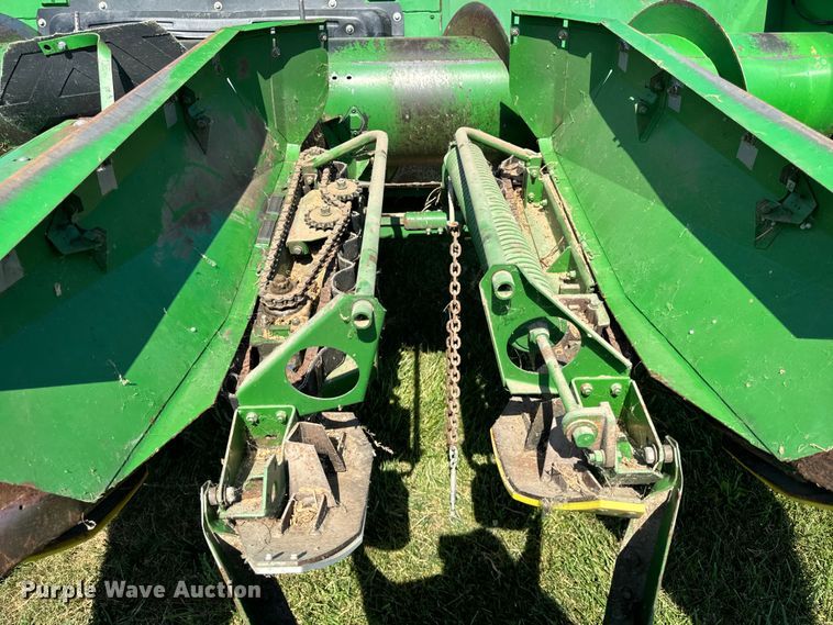 image for item OG9649 John Deere 653A all-crop head