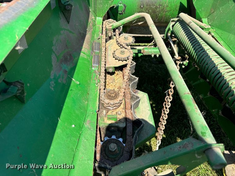 image for item OG9649 John Deere 653A all-crop head
