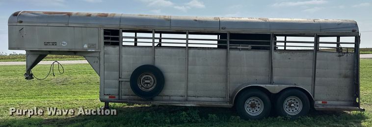 image for item OM9617 1978 Chief's Trailer Mfg livestock trailer