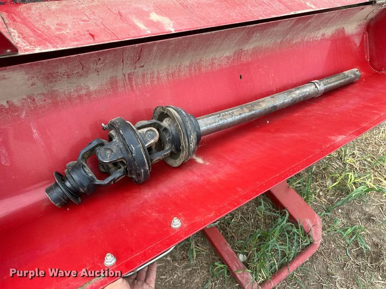 image for item OM9649 2015 New Holland RB560 round baler