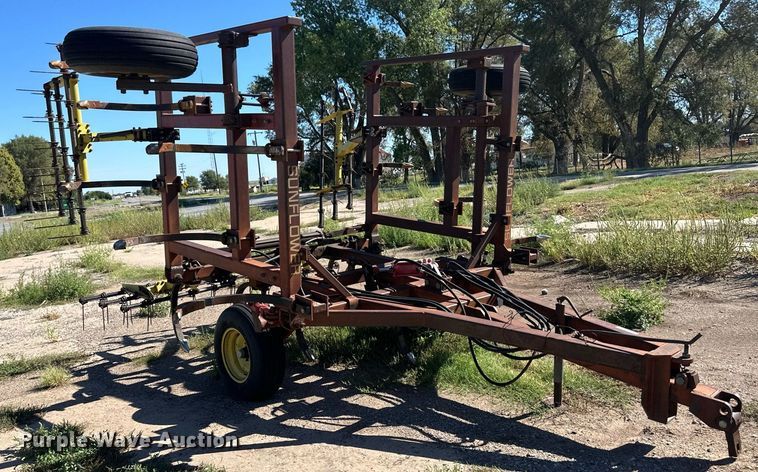 image for item OM9659 Sunflower B-19 chisel