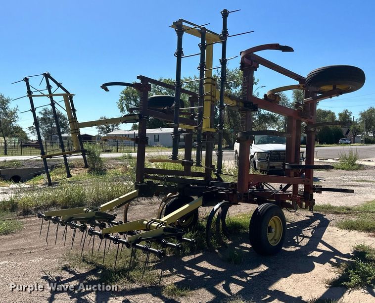 image for item OM9659 Sunflower B-19 chisel