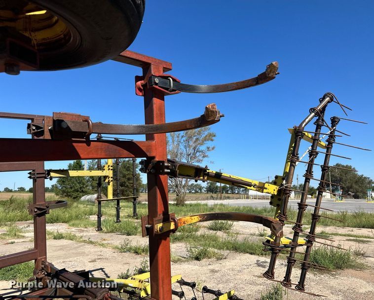 image for item OM9659 Sunflower B-19 chisel