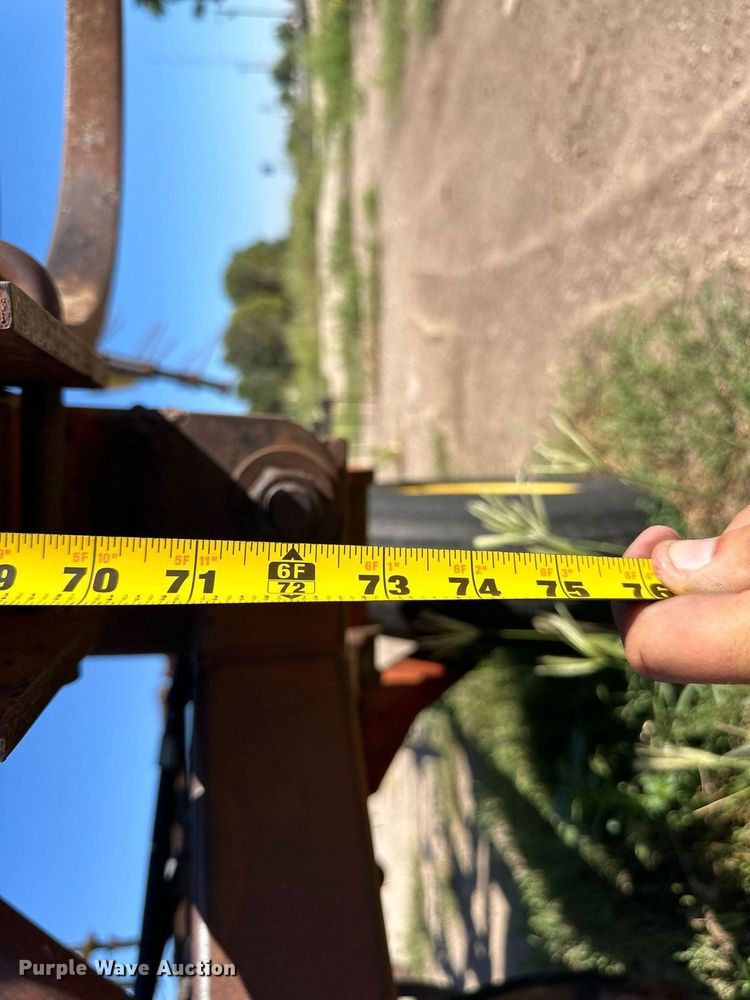 image for item OM9659 Sunflower B-19 chisel