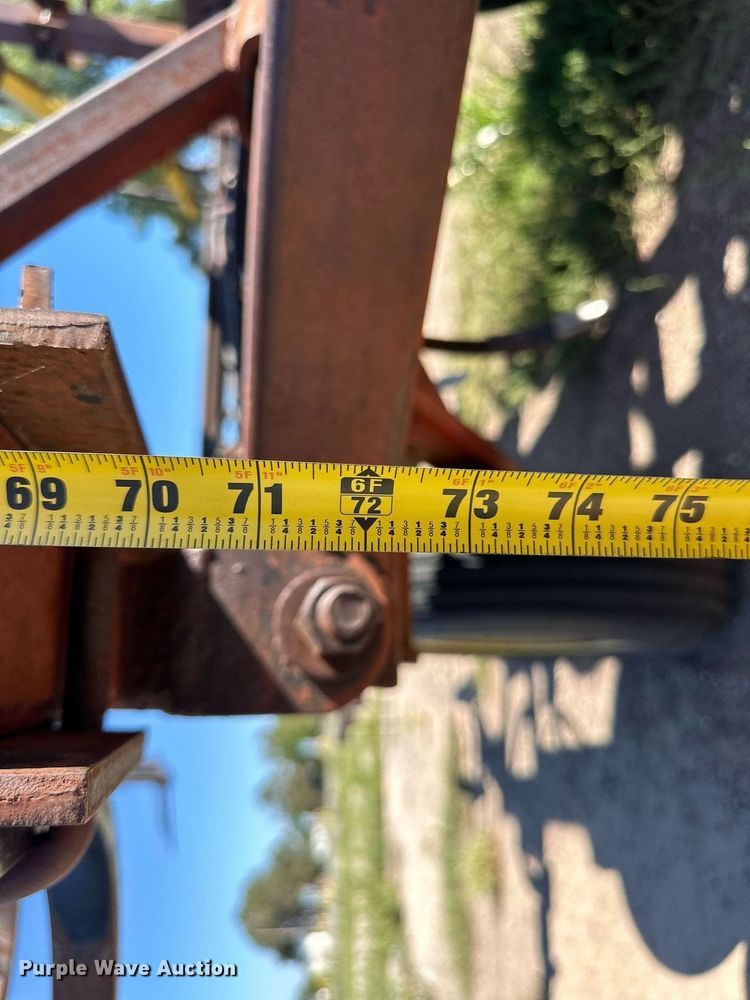 image for item OM9659 Sunflower B-19 chisel