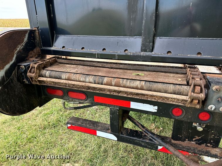 image for item OM9668 2018 Aeroswint silage trailer