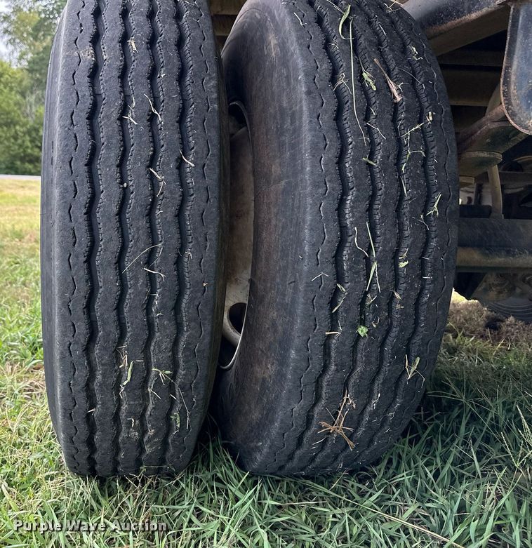 image for item OM9668 2018 Aeroswint silage trailer