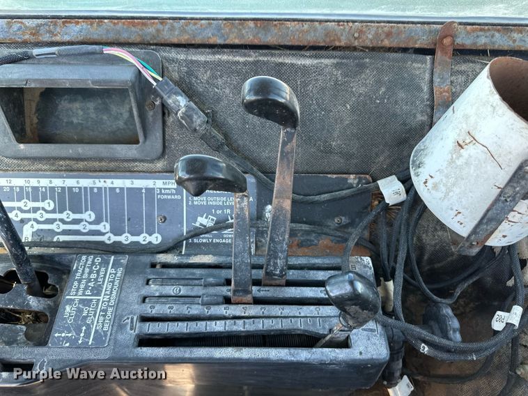 image for item OM9670 1982 John Deere 4440 tractor