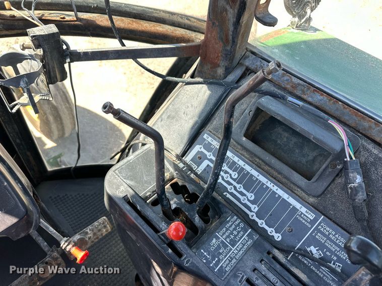 image for item OM9670 1982 John Deere 4440 tractor