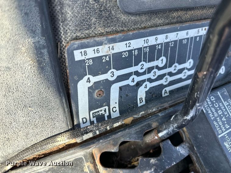 image for item OM9670 1982 John Deere 4440 tractor