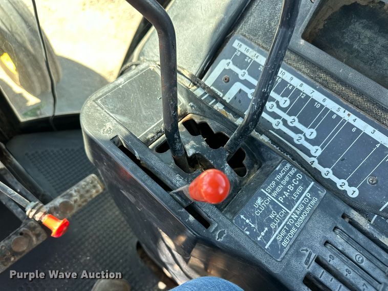 image for item OM9670 1982 John Deere 4440 tractor