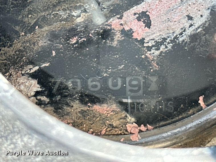 image for item OM9670 1982 John Deere 4440 tractor