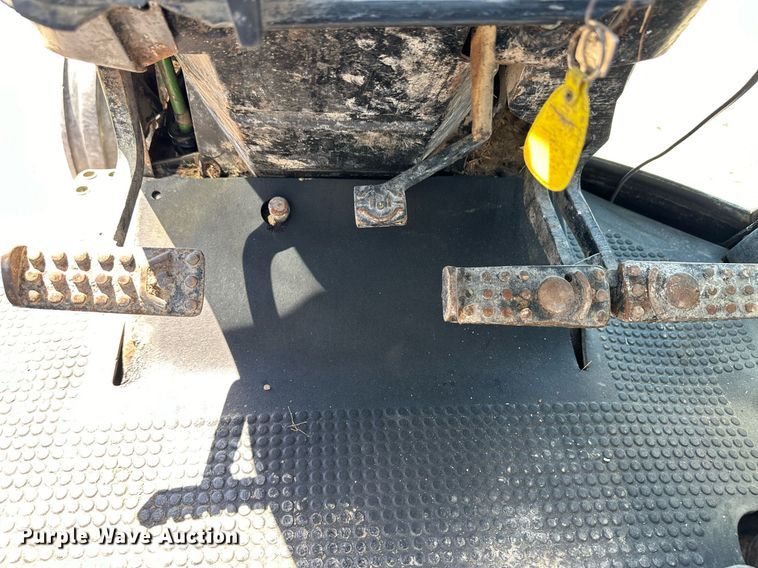 image for item OM9670 1982 John Deere 4440 tractor