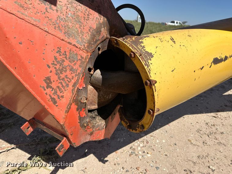 image for item OM9672 Westfield MK130-71 Plus auger