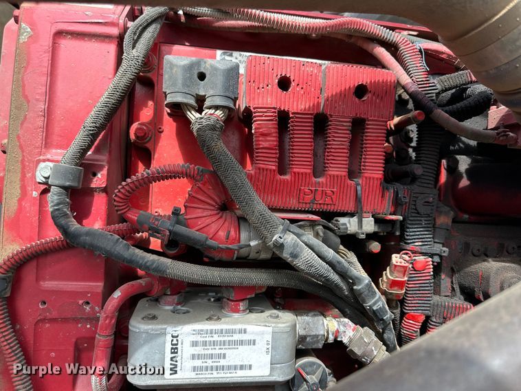 image for item DG4494 2001 Western Star 4964FX semi truck