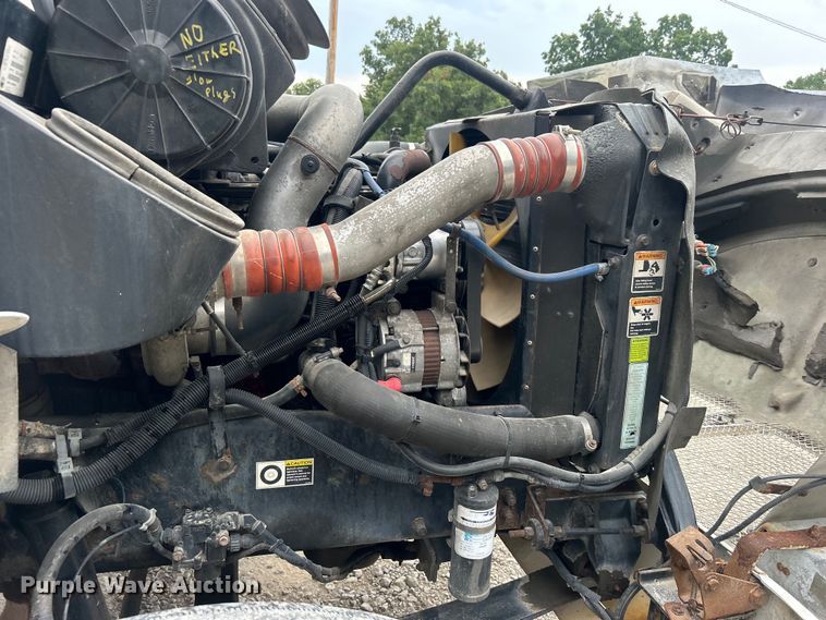 image for item DO6697 2005 Kenworth T300 semi truck