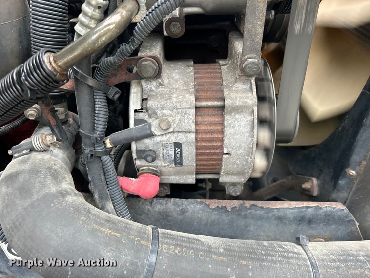 image for item DO6697 2005 Kenworth T300 semi truck