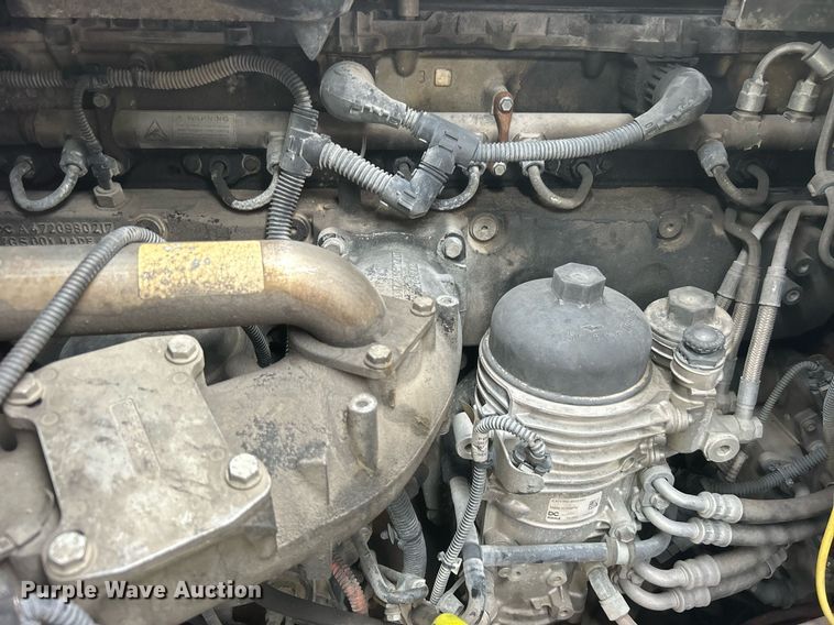 image for item DO7460 2011 Freightliner  Cascadia semi truck