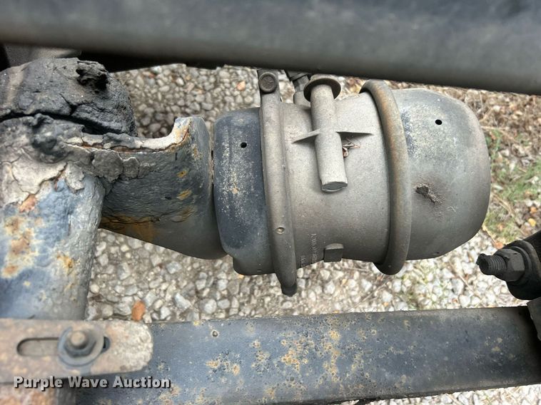 image for item DO7460 2011 Freightliner  Cascadia semi truck