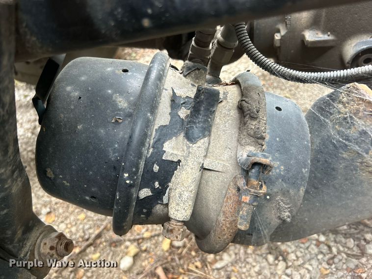 image for item DO7460 2011 Freightliner  Cascadia semi truck