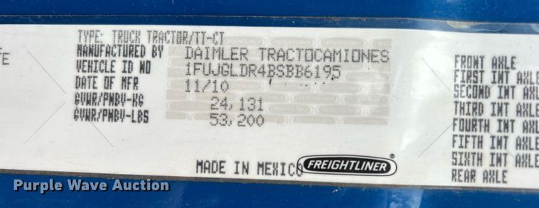 image for item DO7460 2011 Freightliner  Cascadia semi truck