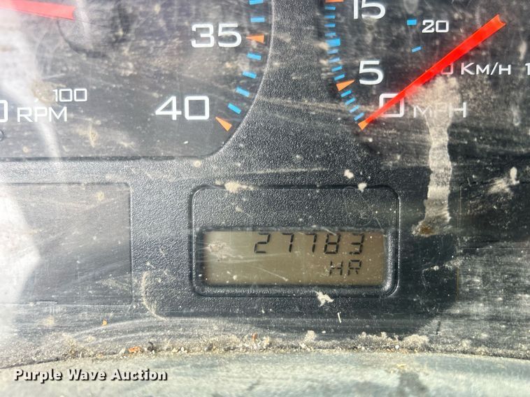 image for item DO7461 2007 International  8600 semi truck