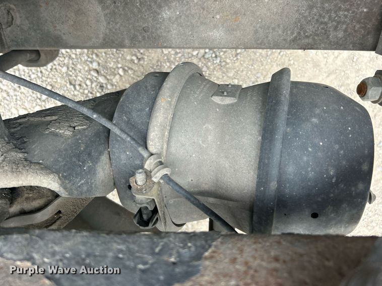 image for item DO7461 2007 International  8600 semi truck